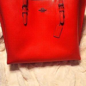 ❤❤Brand new coach mollie tote ❤❤